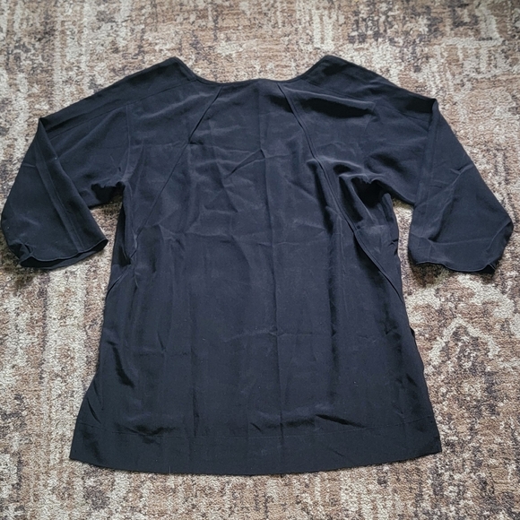 Eileen Fisher xs Black 3/4 Sleeve Scoop Neck 100% Silk Blouse - Picture 6 of 6